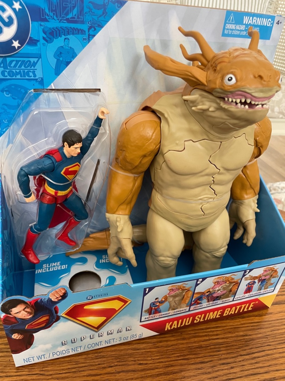 DC Superman Kaiju Slime Battle Set - Tan & Brown